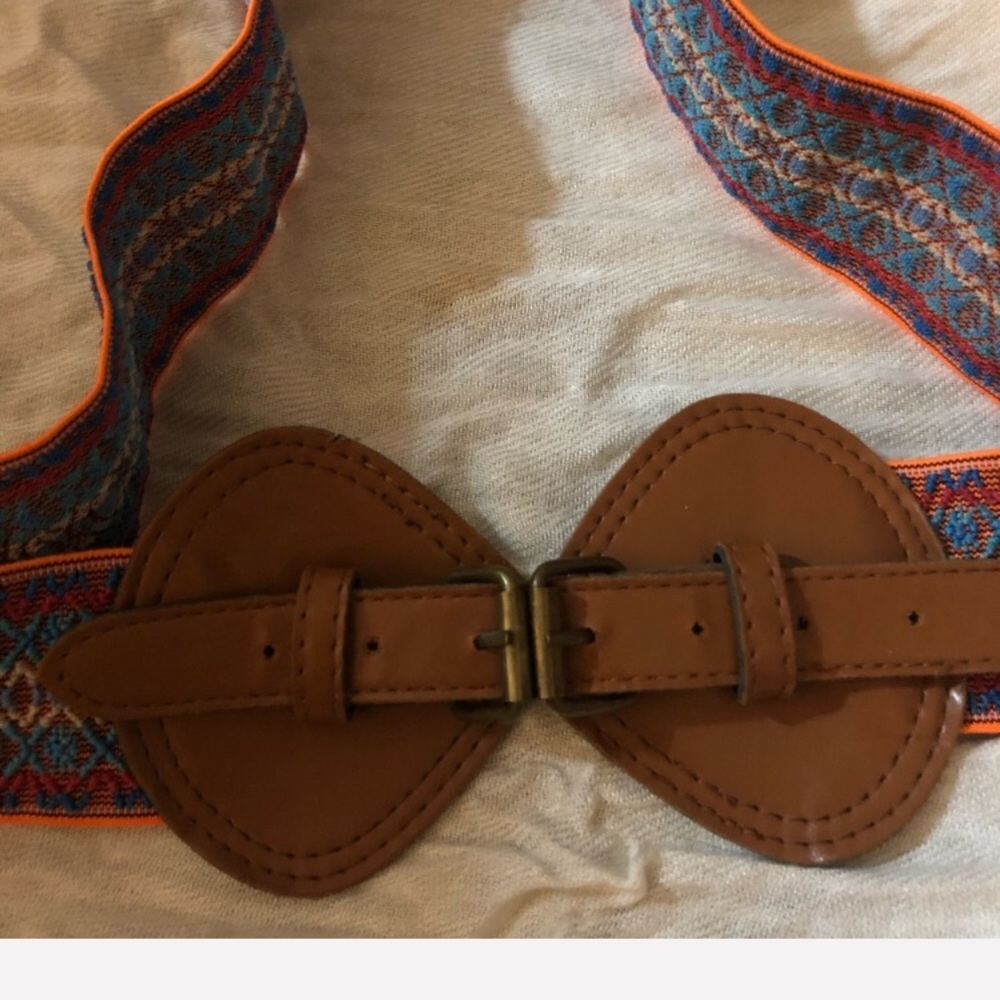 BELT - Picture 5 of 6